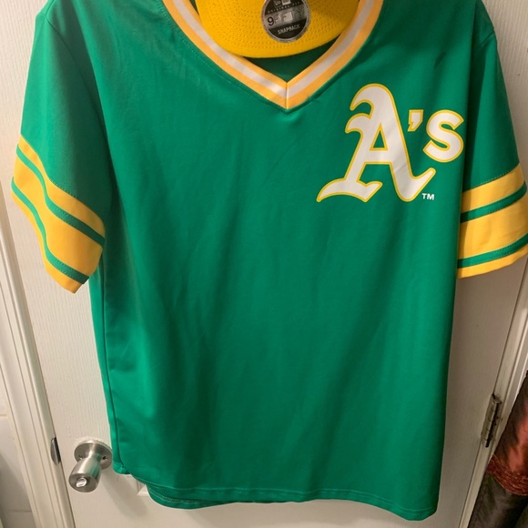 Oakland A”s Jersey and SnapBack - Picture 3 of 9